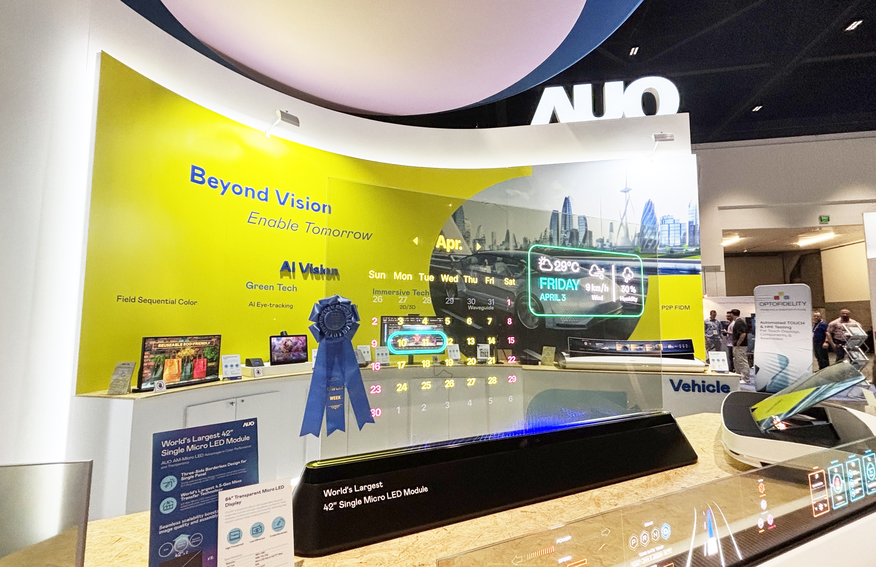 The AUO “64-inch transparent Micro LED display,” has won the “Best Micro LED Technology” award. The display features high transparency, 1,000 nits of brightness, and supports seamless tiling for flexible expansion across various applications. It showcases the boundless potential of Micro LED technology to transform display experiences across time, space, and industries.